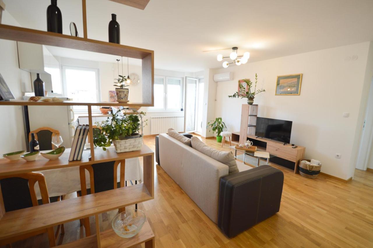 Shine24 - Spacious And Bright Apartment - New Novi Sad Extérieur photo