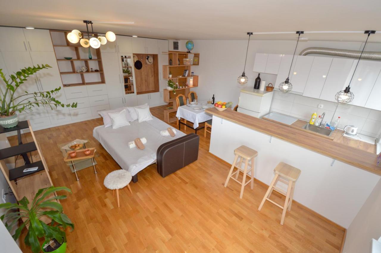 Shine24 - Spacious And Bright Apartment - New Novi Sad Extérieur photo