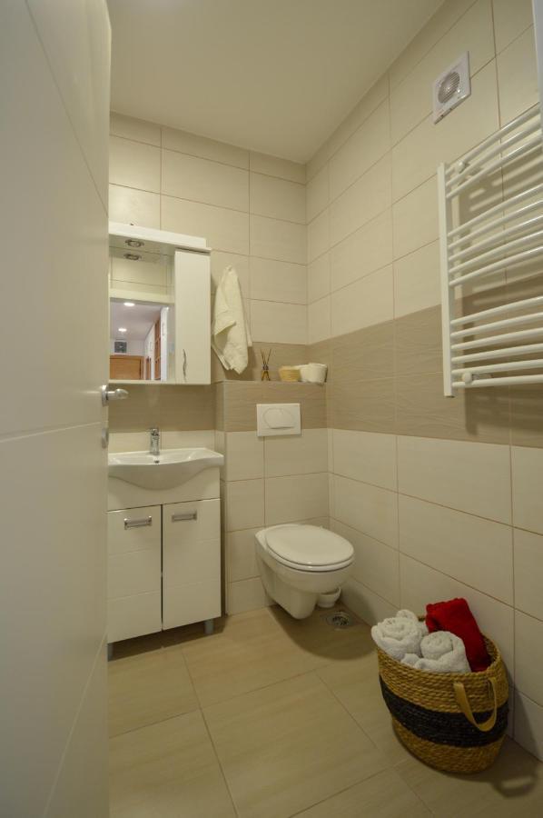 Shine24 - Spacious And Bright Apartment - New Novi Sad Extérieur photo